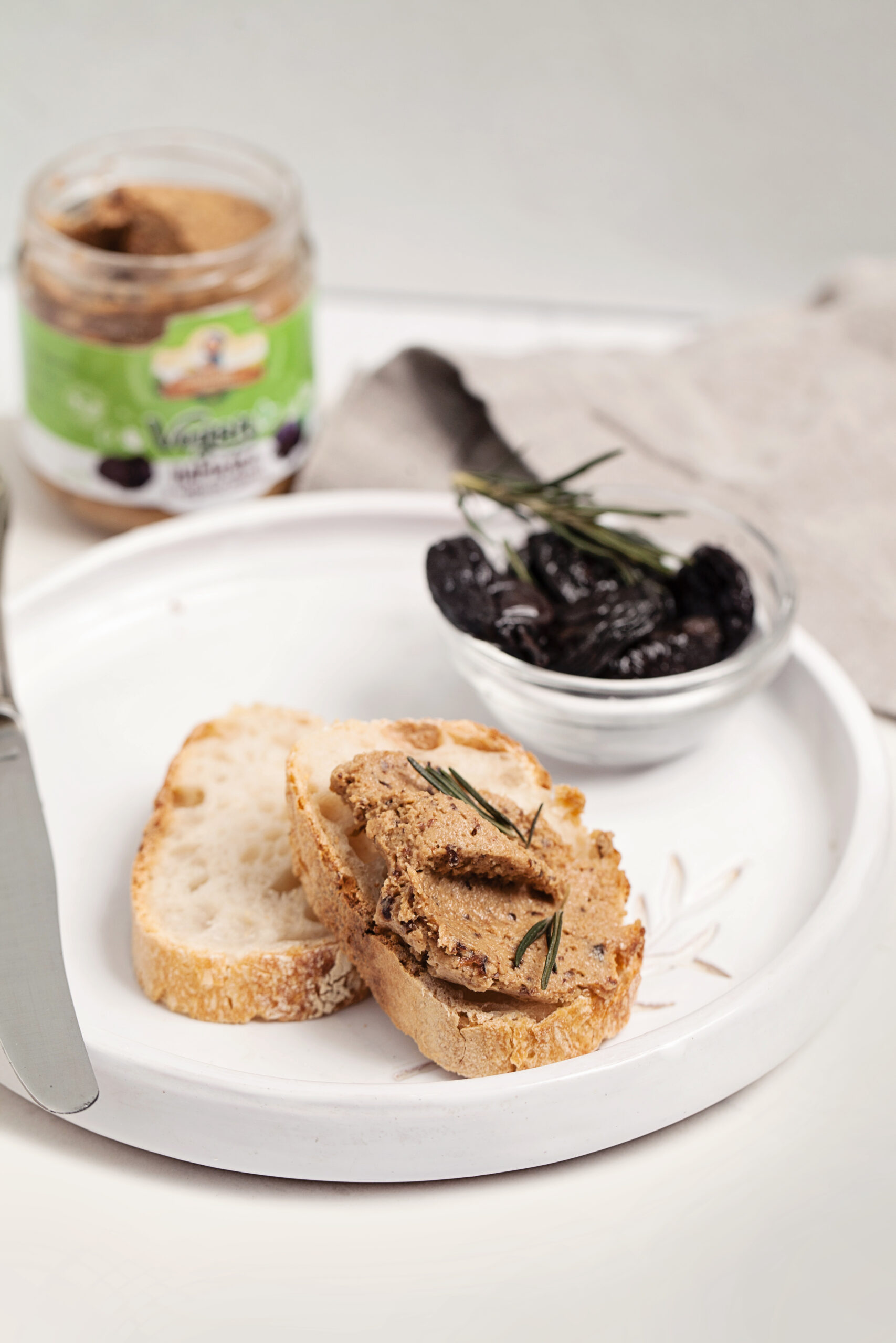Vegan spread with prunes 170 g - Image 4